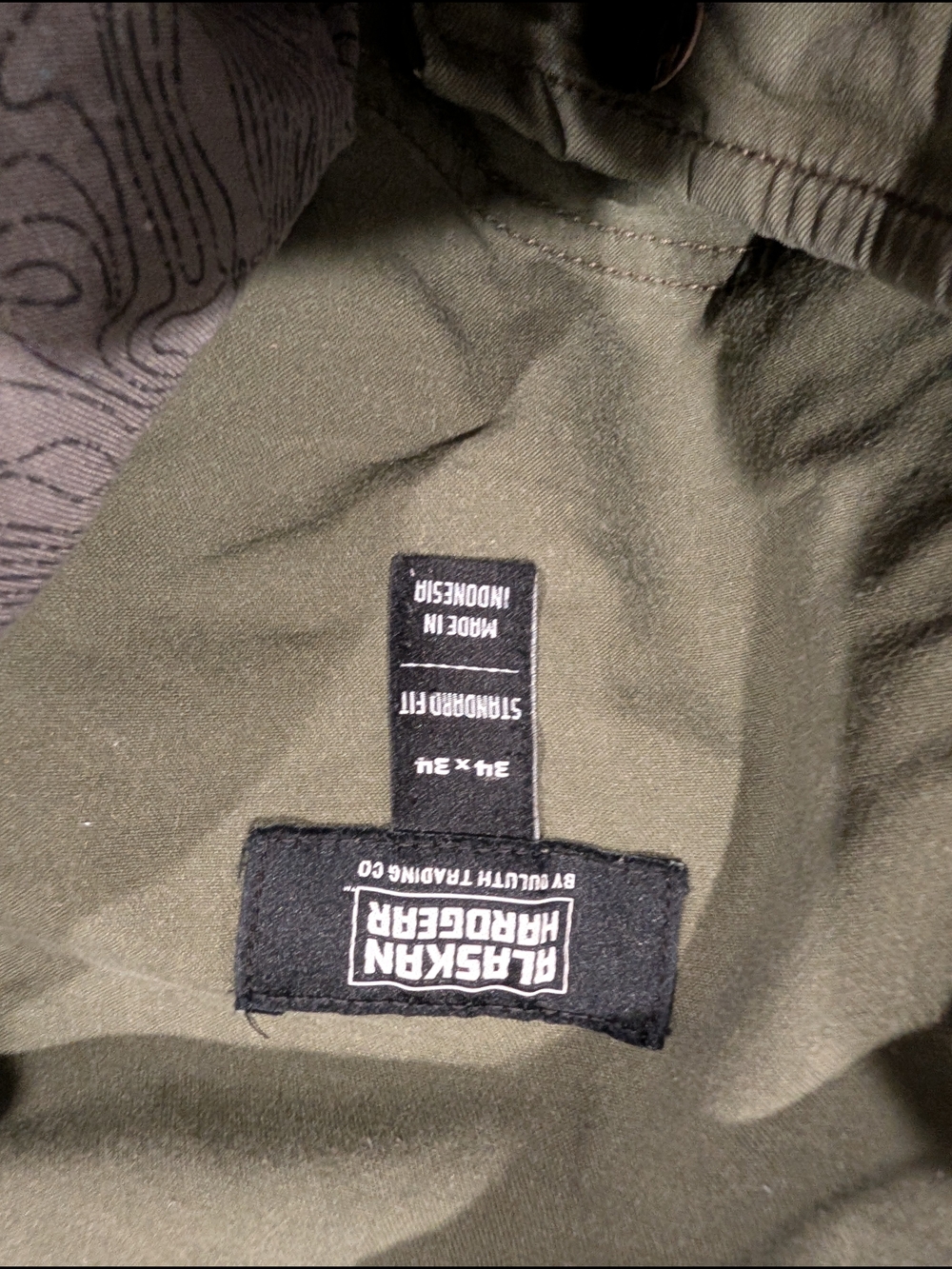Duluth Trading Co Olive Green Men's Cargo Pants - Picture 4 of 4